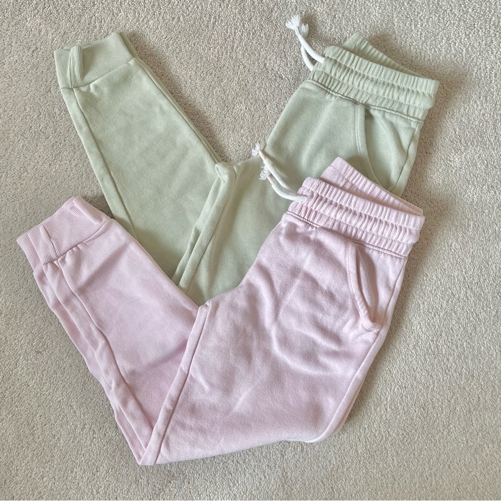 Cat & Jack Kids Joggers in Pink and pastel green girls size medium 7/8